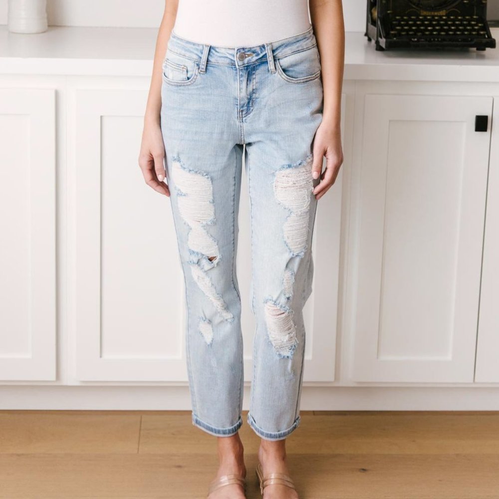 Judy Blue Jackson Mid-Rise Boyfriend Jeans